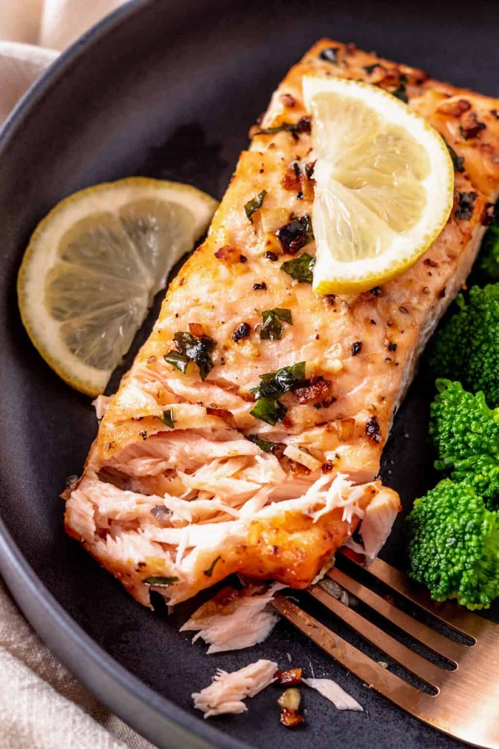 Garlic Butter Air Fryer Salmon - The Yummy Bowl