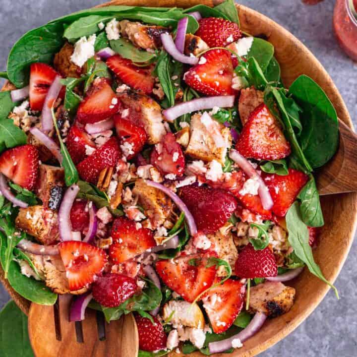 Chicken salad with strawberries and pecans
