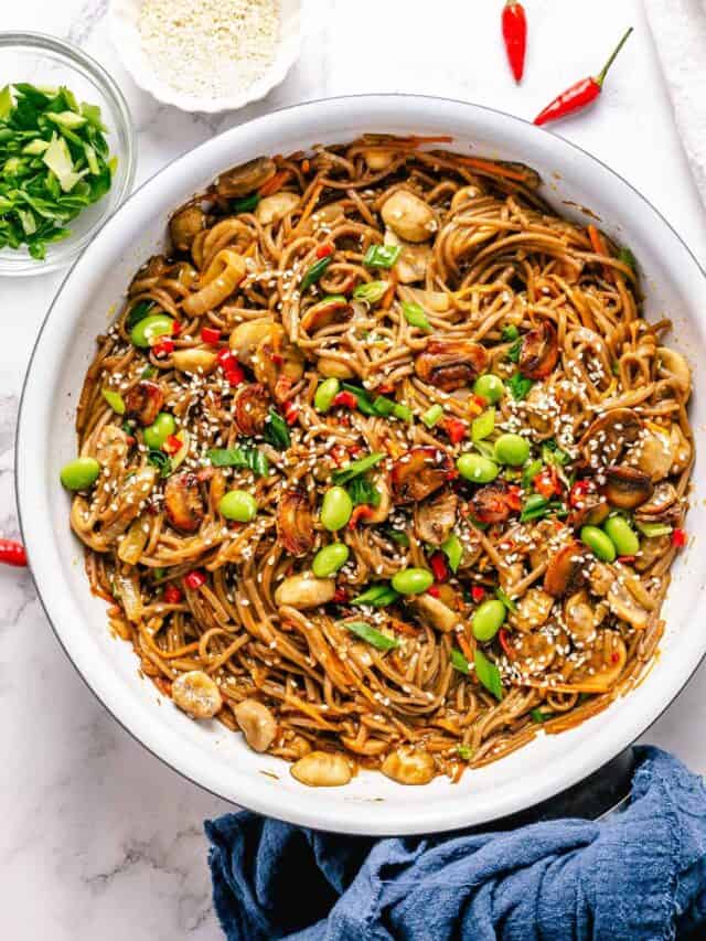 Soba Noodles Stir Fry - The Yummy Bowl