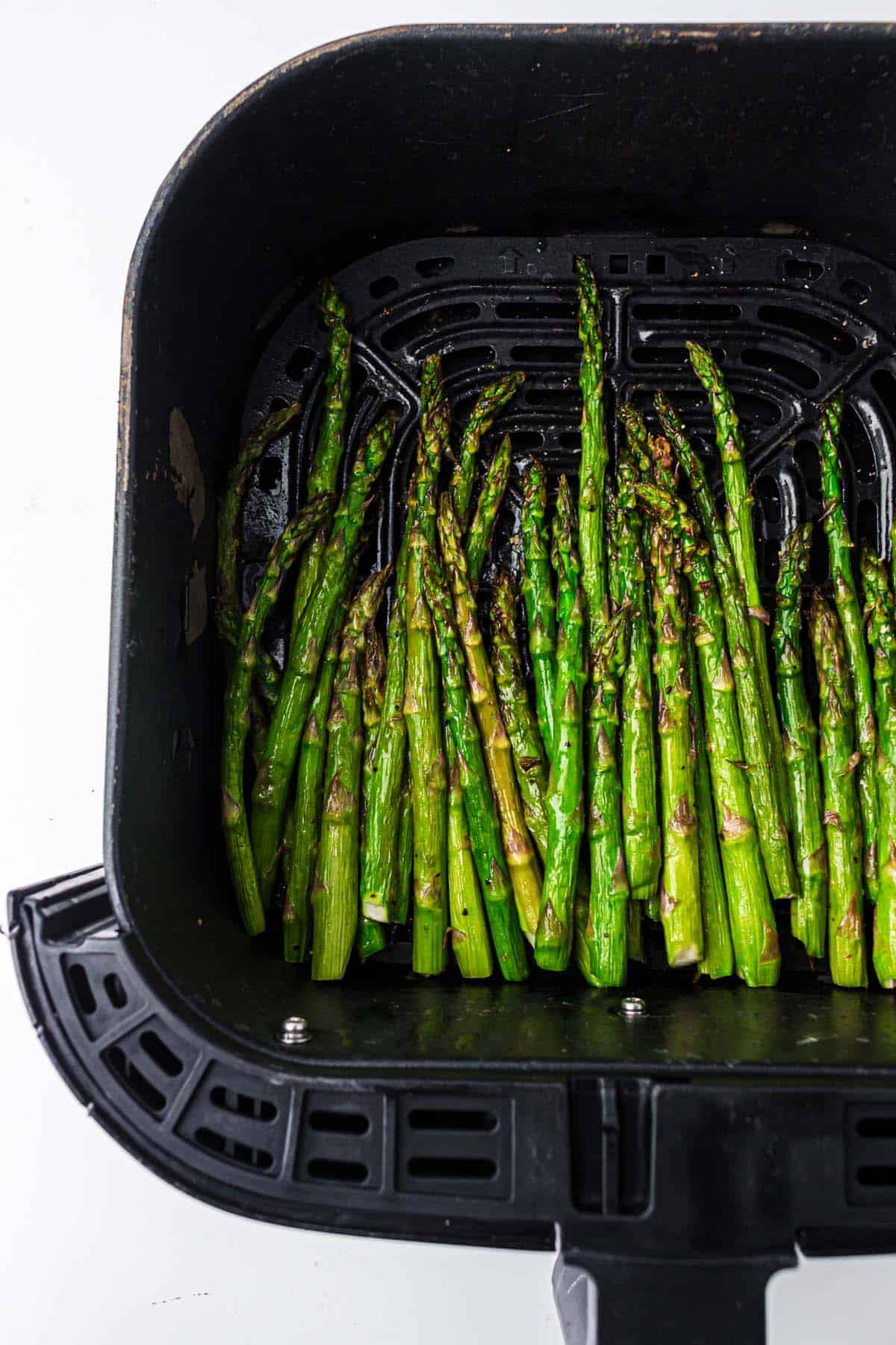 air fryer asparagus.