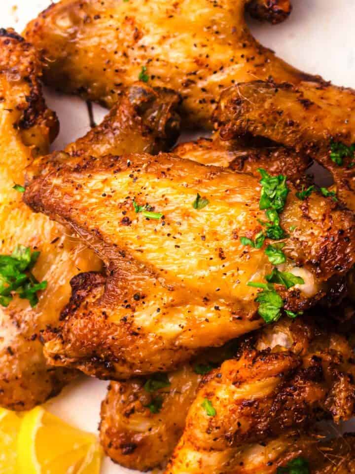 air fryer chicken wings.