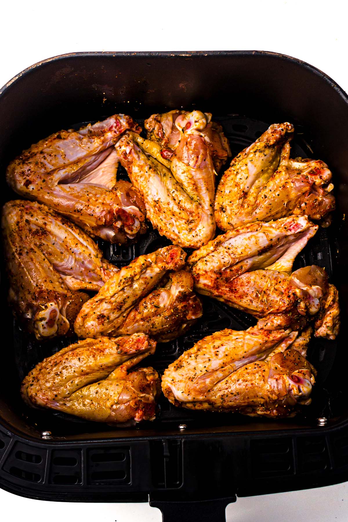 air fryer chicken wings.