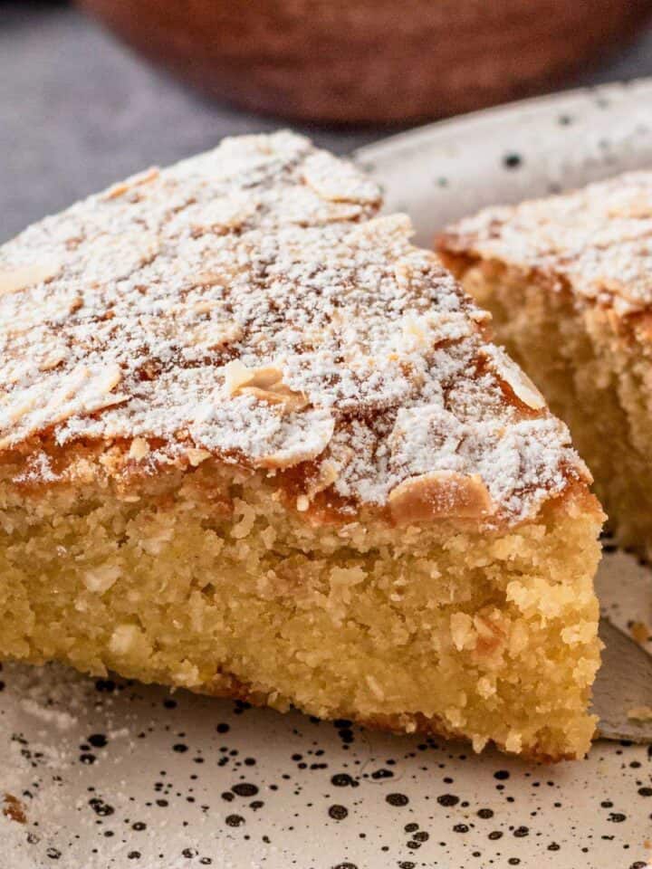 almond cake slice.