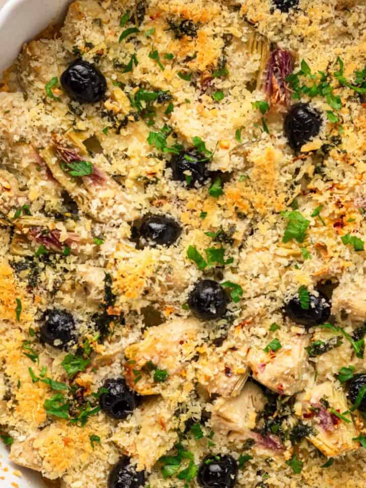 Artichoke hearts with seasoned crumbs and parmesan.