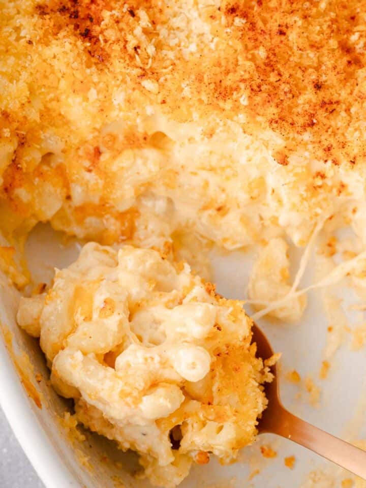 breaded macaroni in cheesy sauce.