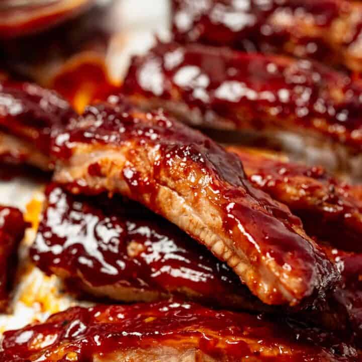 barbecue pork ribs in hand
