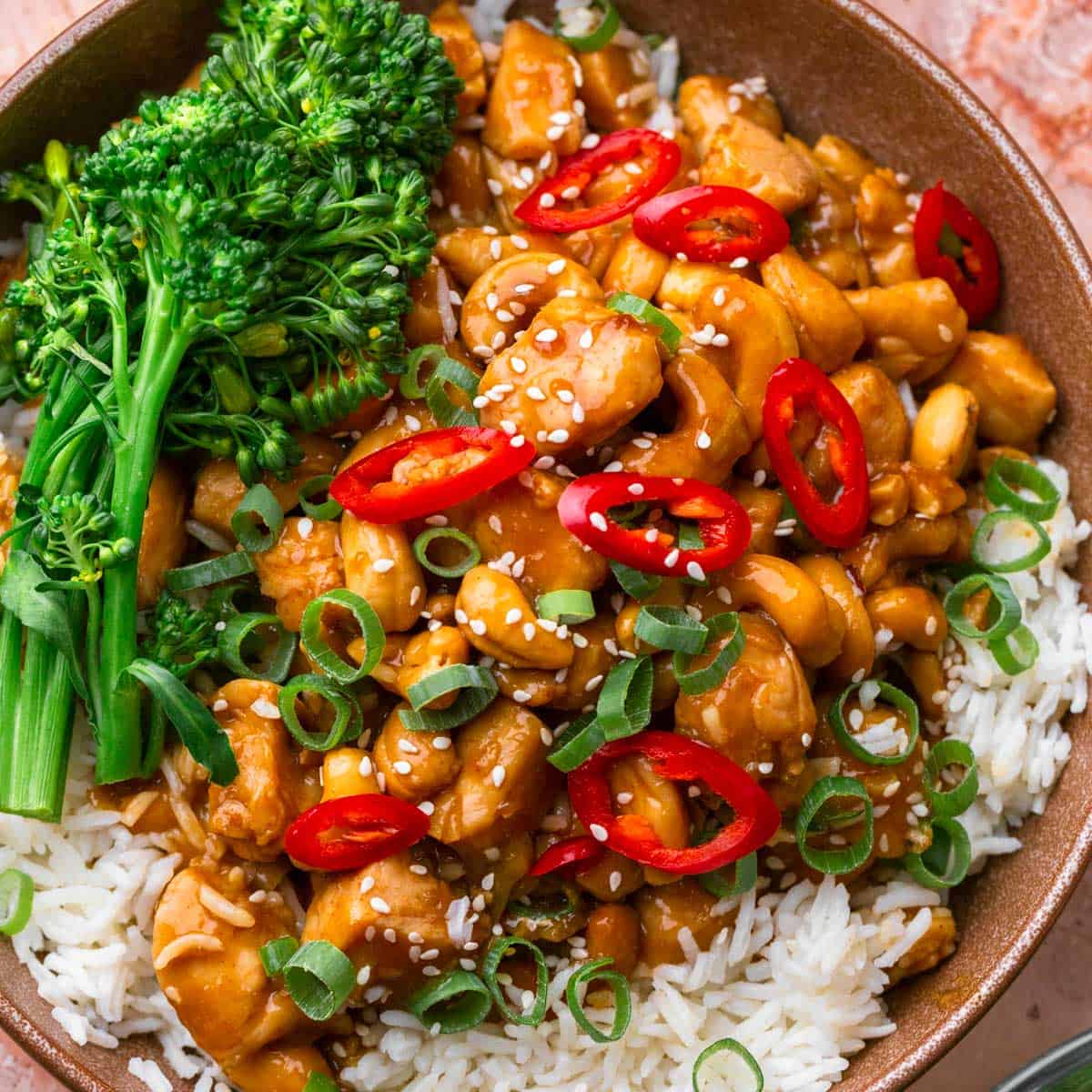 Delicious Asian Cashew Chicken Bowl with rice.