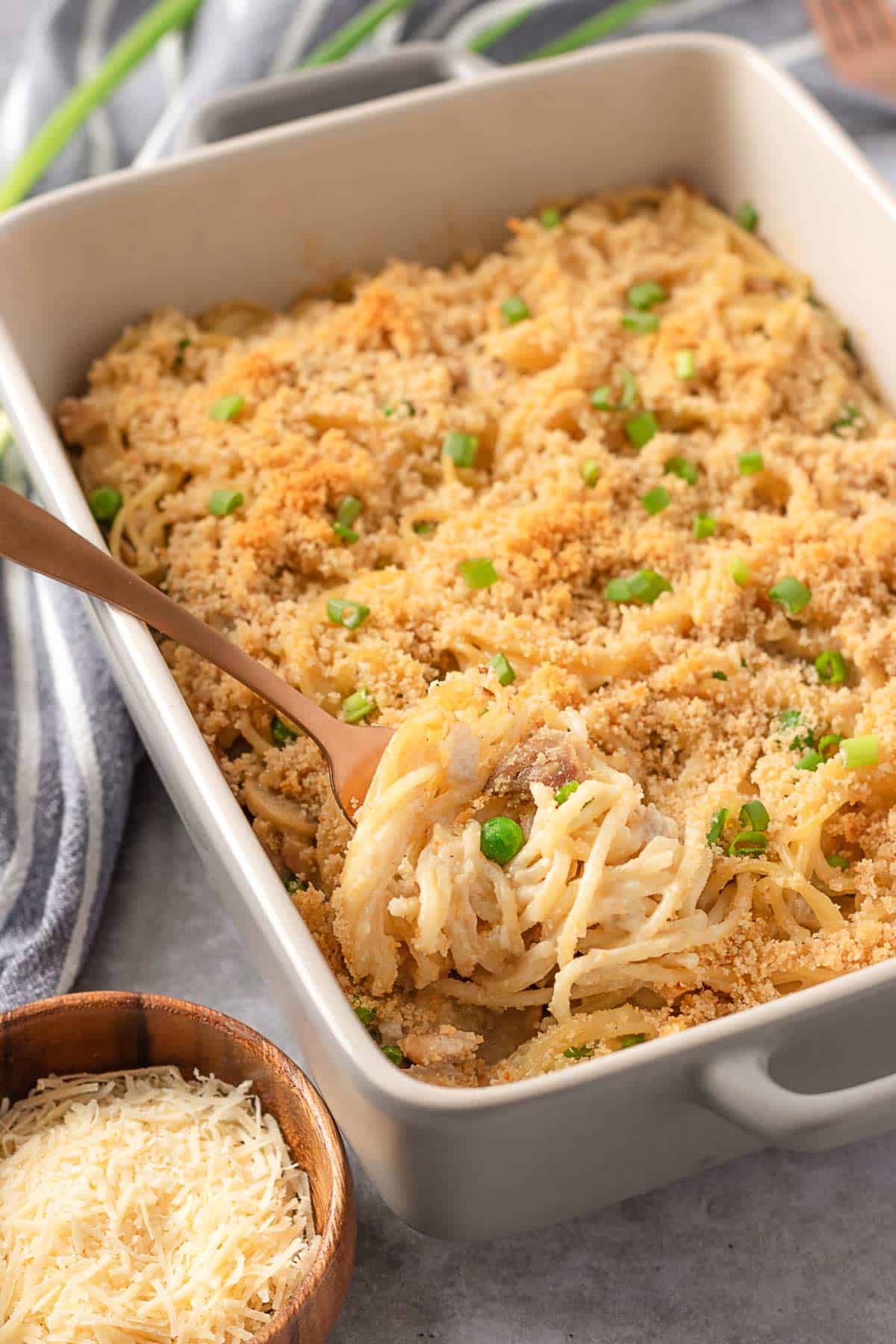 Chicken And Mushroom Pasta Bake (Chicken Tetrazzini)