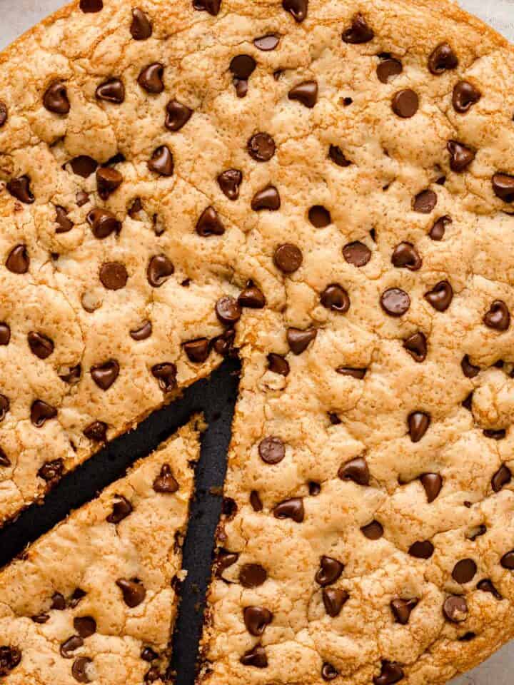 Gooey chocolate chip cookie pie.