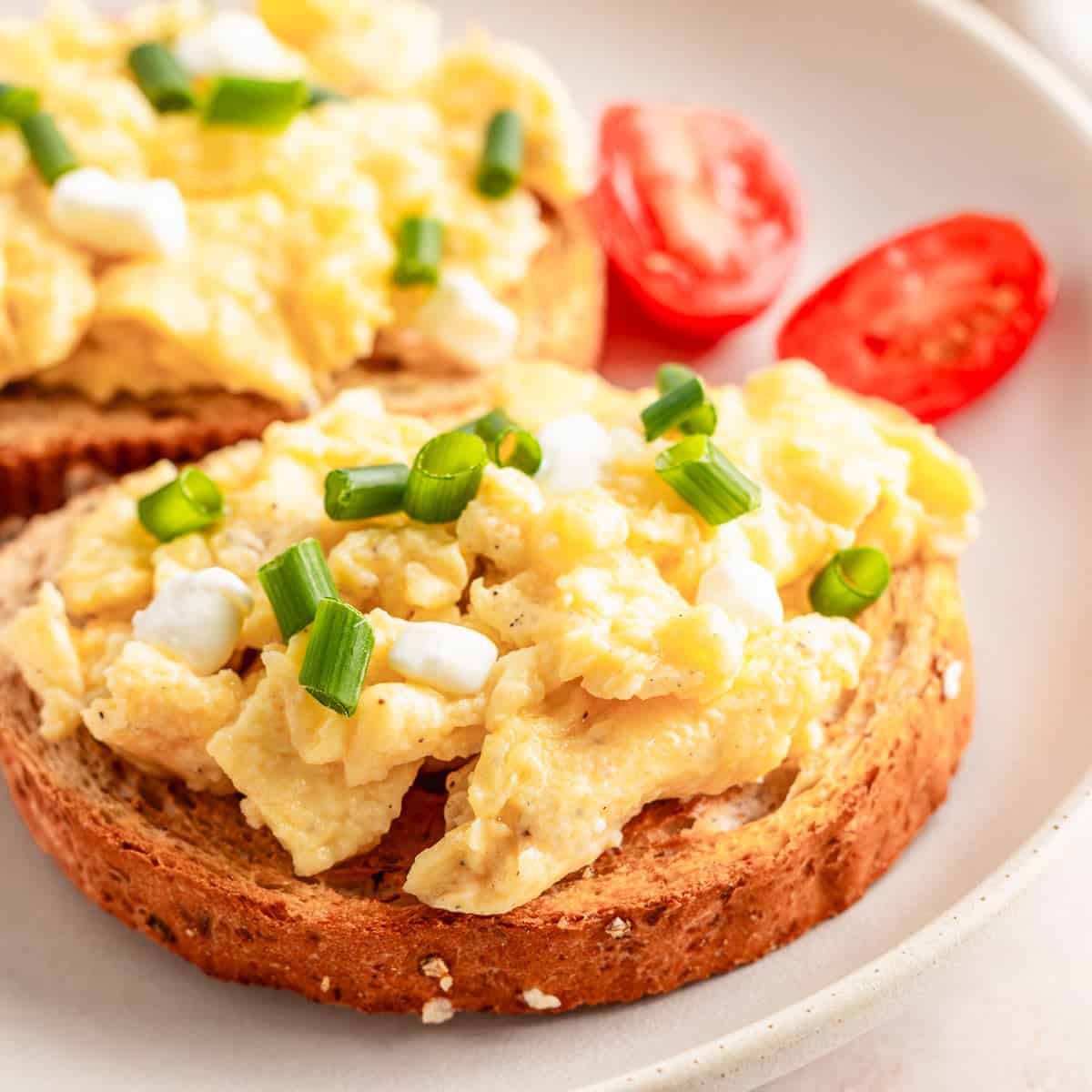 High Protein Cottage Cheese Scrambled Eggs