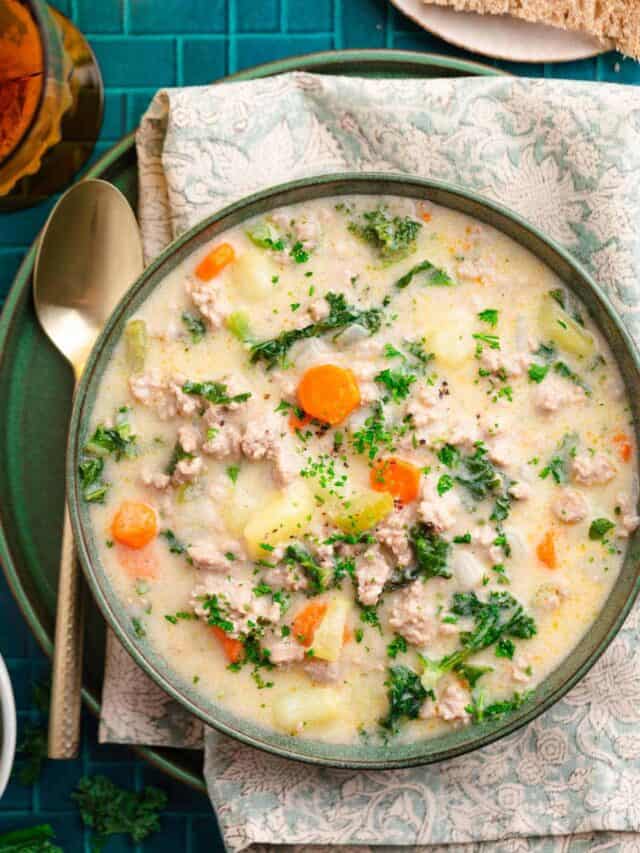 Creamy healthy Tuscan Soup.