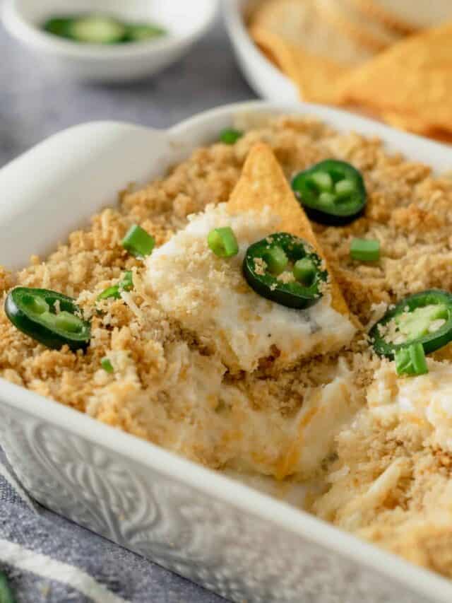 baked jalapeno popper dip in baking dish