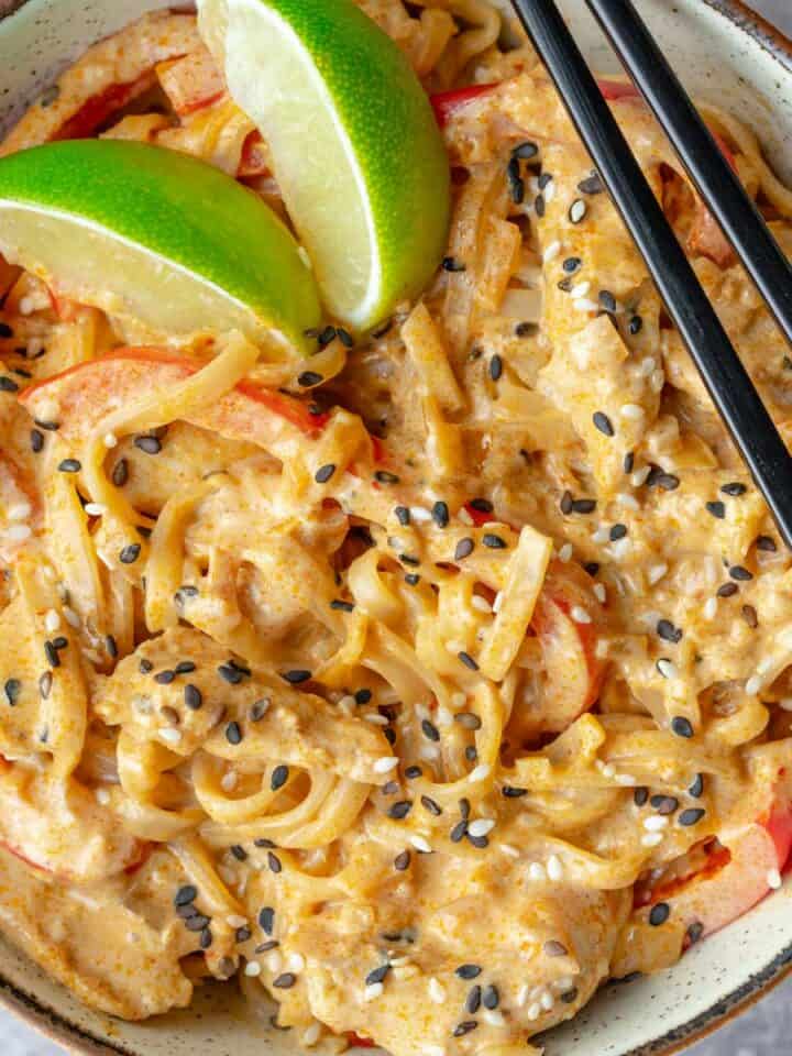 thai coconut curry noodles.