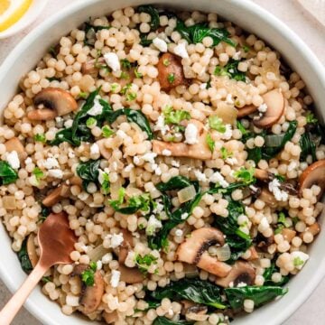 Israeli Couscous recipe with mushrooms and spinach.
