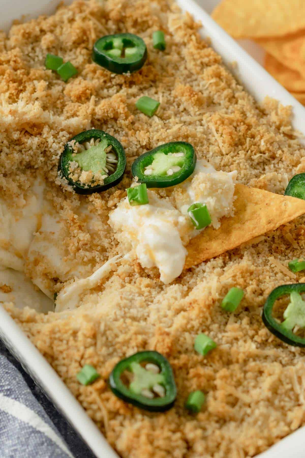 https://theyummybowl.com/wp-content/uploads/jalapeno-popper-dip-5.jpg