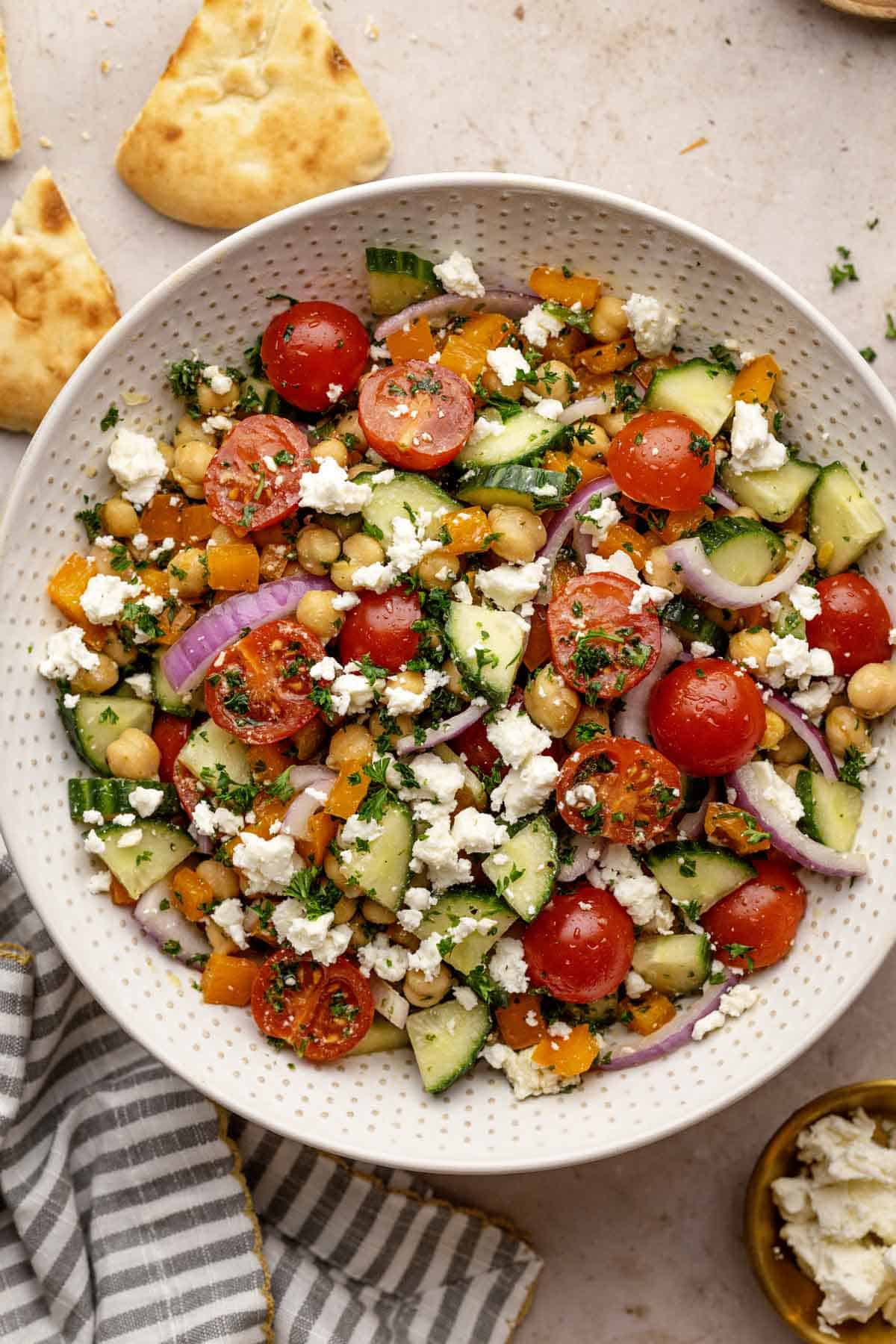 Mediterranean chickpea salad with vegetables.