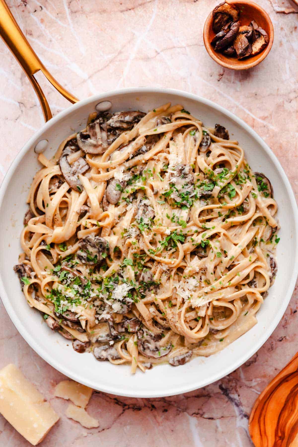 One Pot Mushroom fettuccine.