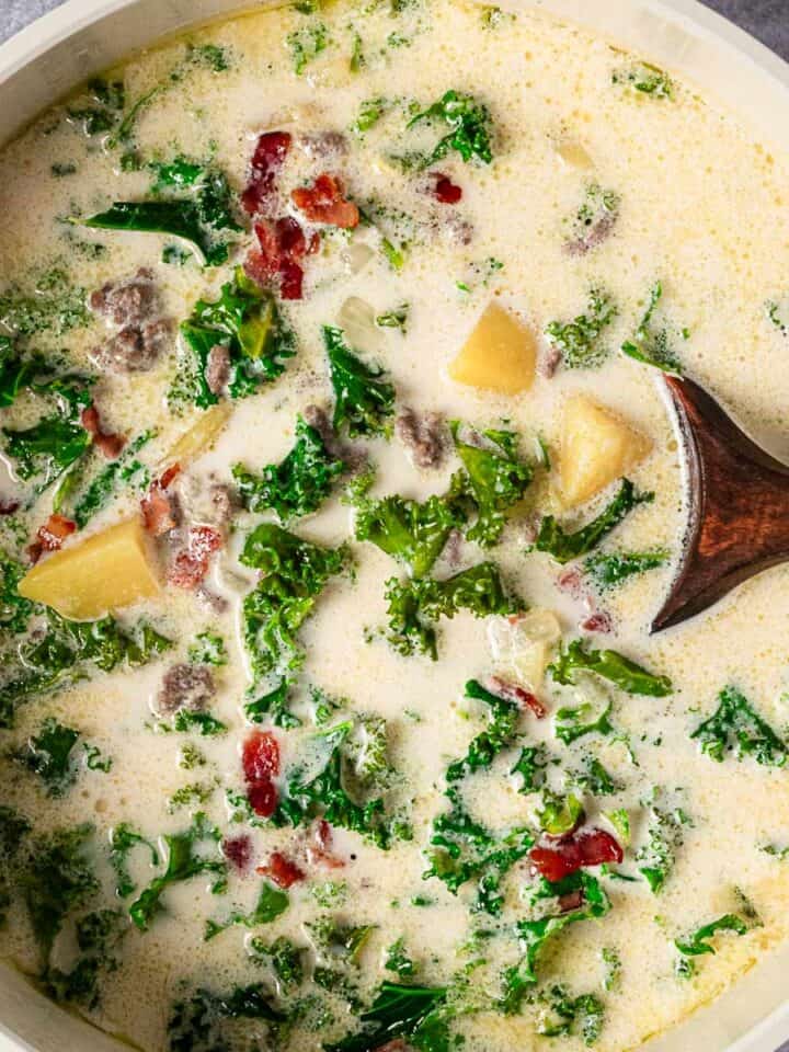 zuppa toscana soup.
