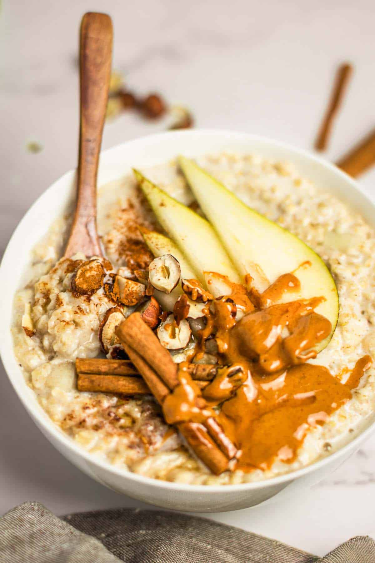 Spiced Pear Porridge Vegan