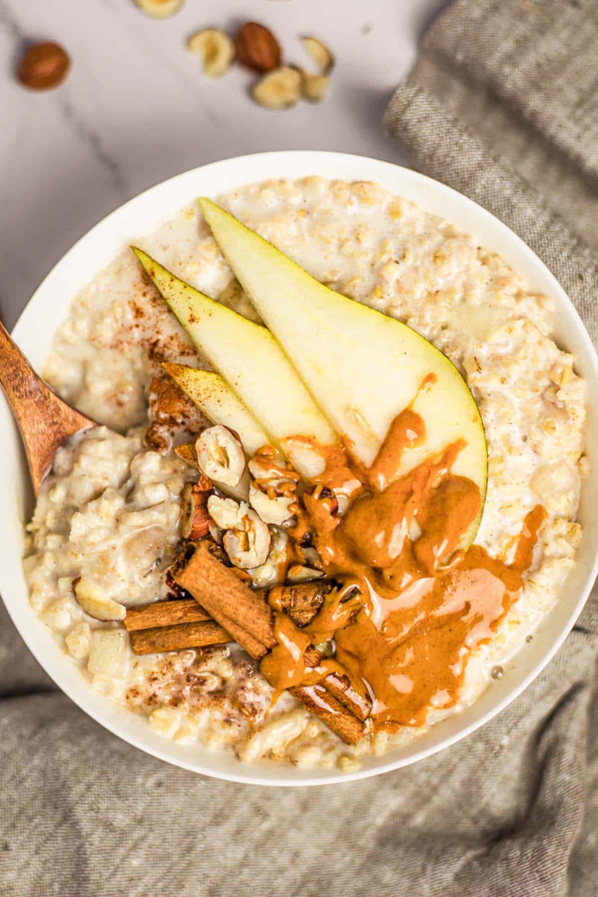 Spiced Pear Porridge Vegan