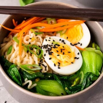 easy ramen noodle bowl with eggs and bok choy.