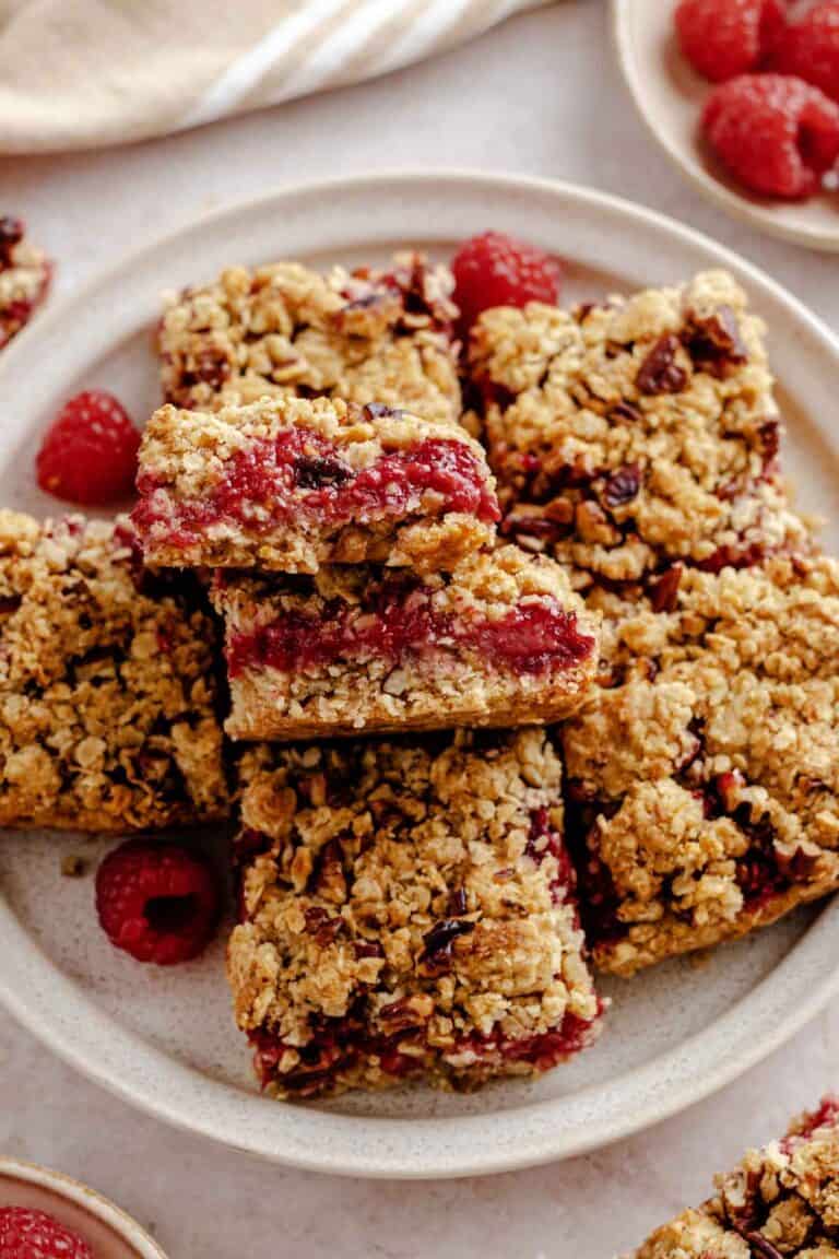 These Healthy Raspberry Bars Are Sweet, Jammy, And So Satisfying