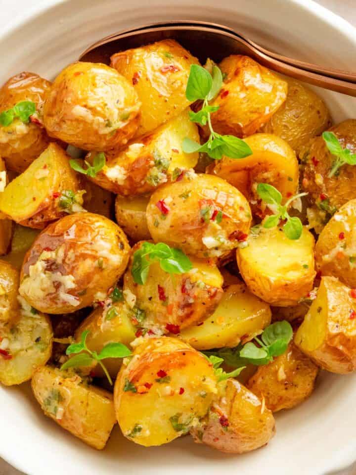 Roasted oven potatoes.