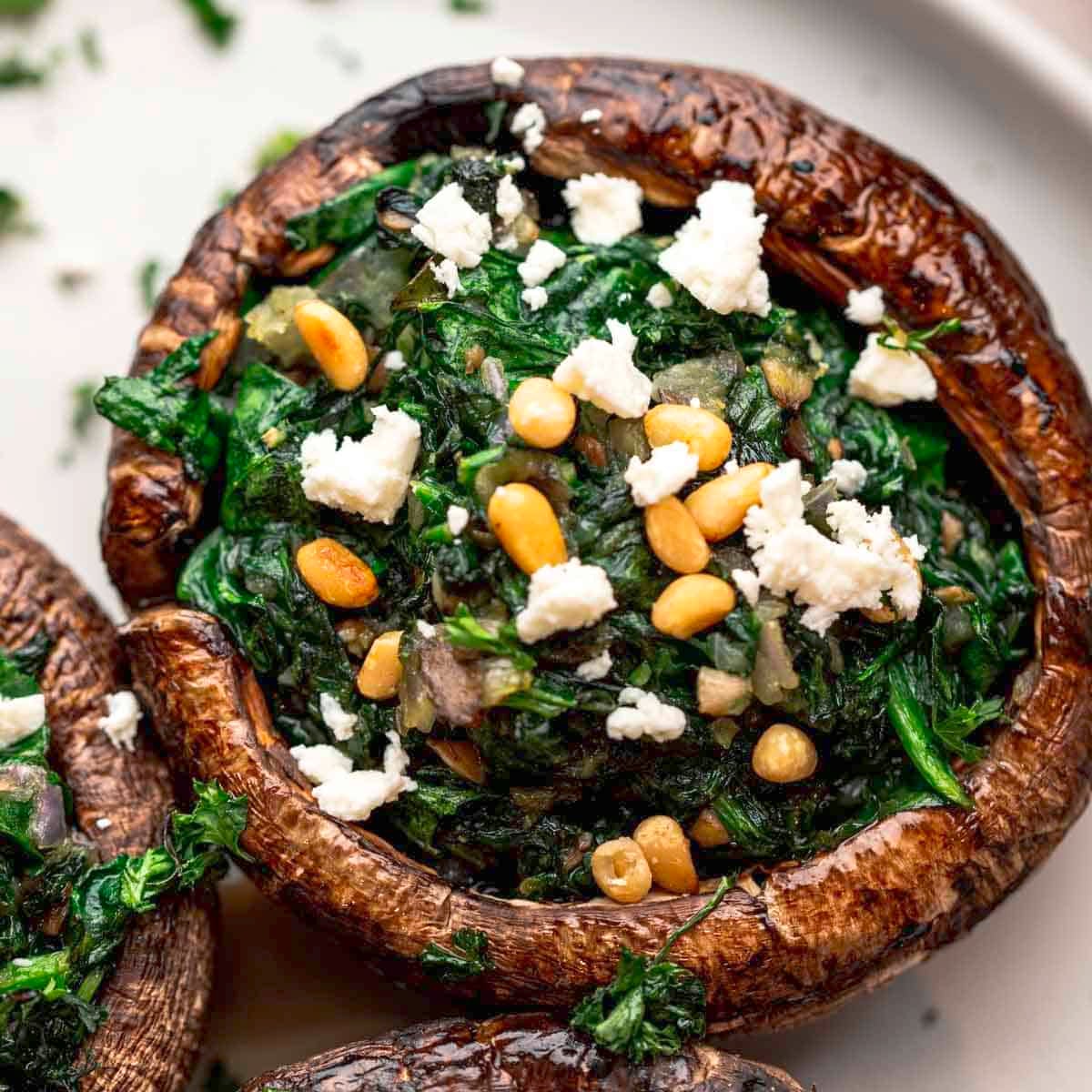Healthy Vegetarian Dinner: Stuffed Portobello Mushrooms