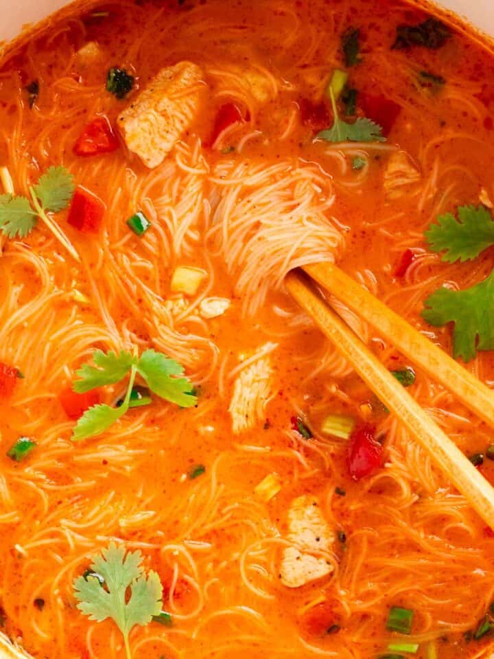 thai red curry noodle soup