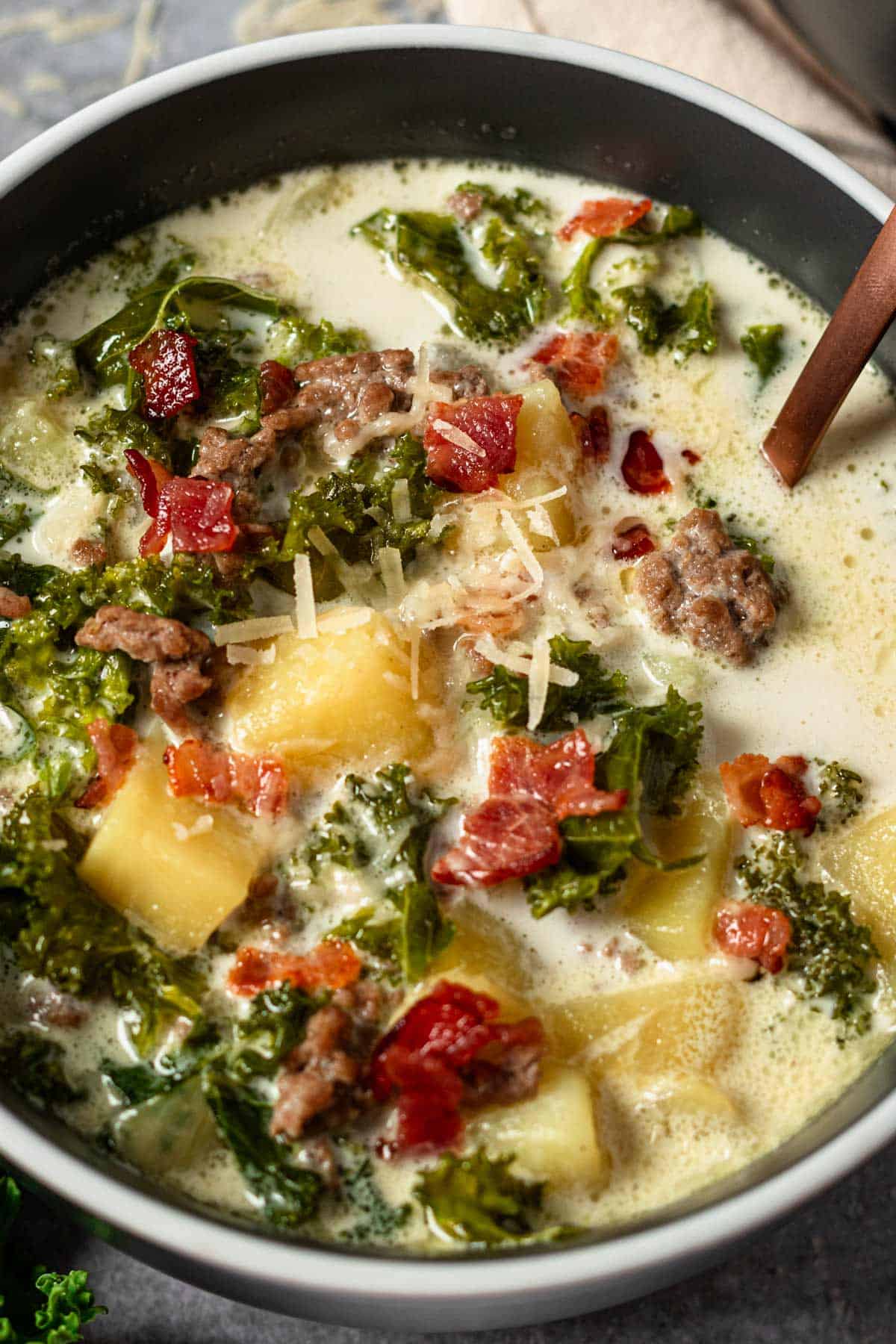 One Pot Zuppa Toscana Soup in a bowl